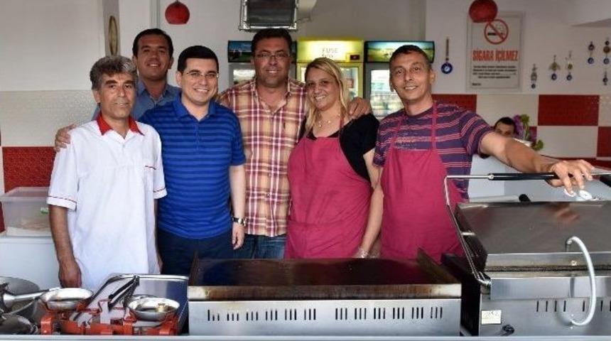 T&uuml;t&uuml;nc&uuml;, Mahalle Ziyaretlerine Devam Etti