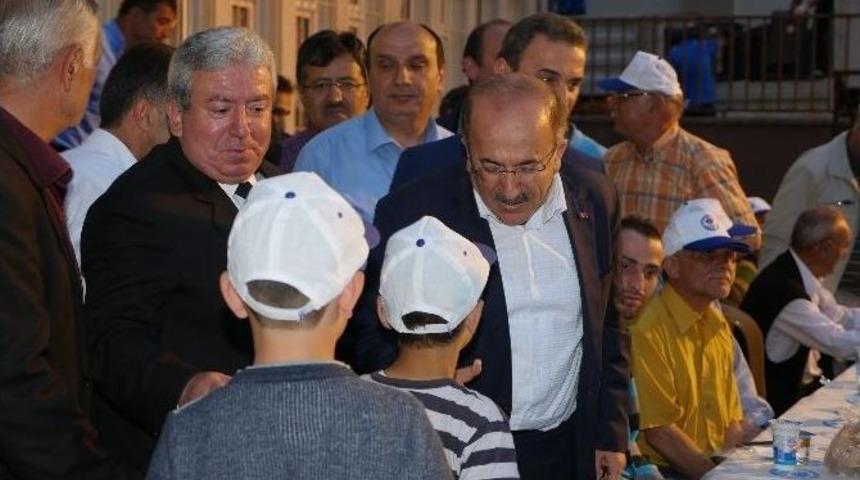 B&uuml;y&uuml;kşehir İftar Sofrasını Şalpazarı İl&ccedil;esine Kurdu