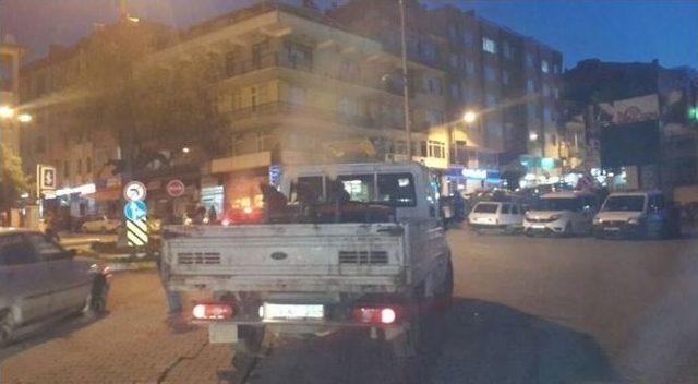 Akçakoca’da Cadde Ve Sokaklar Dezenfekte Ediliyor