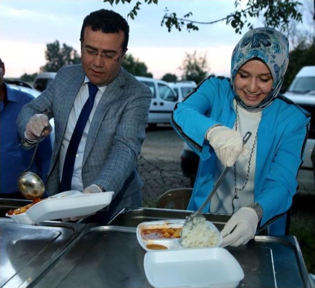 Atakum&rsquo;da K&ouml;y Konağında İftar