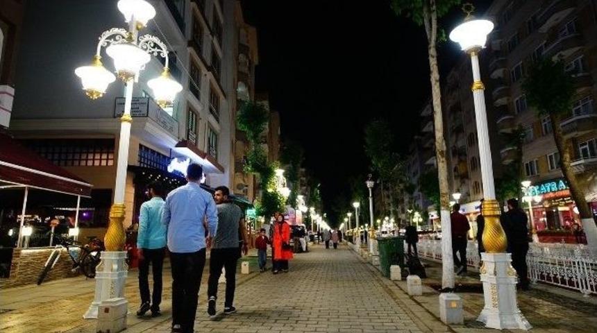 Kanalboyu&rsquo;nda Ara&ccedil; D&uuml;zenlemesi