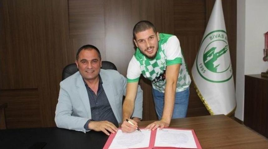 Sivas Belediyespor&rsquo;da Transfer &Ccedil;alışmaları S&uuml;r&uuml;yor