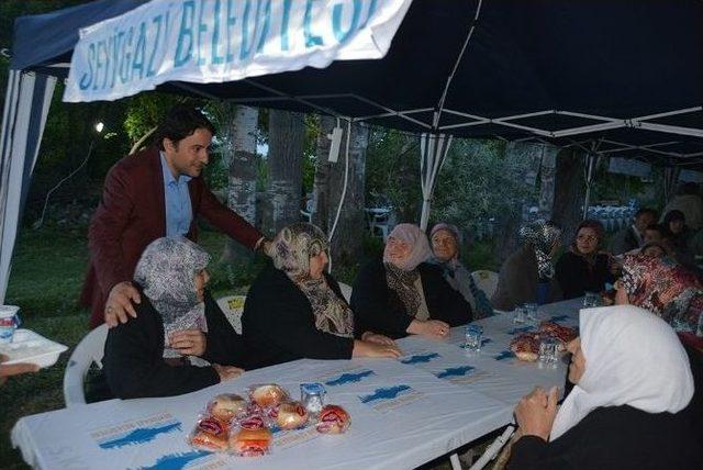 Seyitgazi’de İftar Buluşmaları Sürüyor