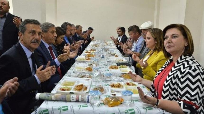 Ramazan Bereketi Tepebaşı&rsquo;nda Yaşanıyor