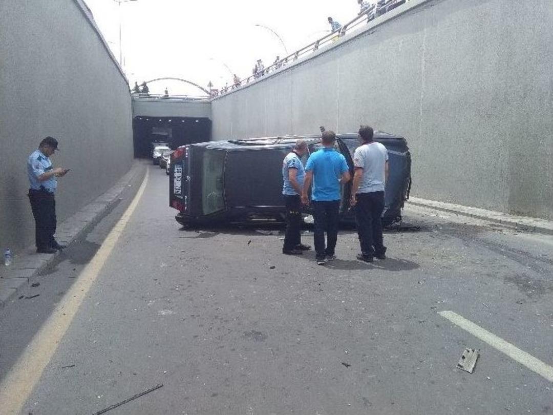 Ankara&rsquo;da Otomobil Alt Ge&ccedil;ide U&ccedil;tu: 3 Yaralı