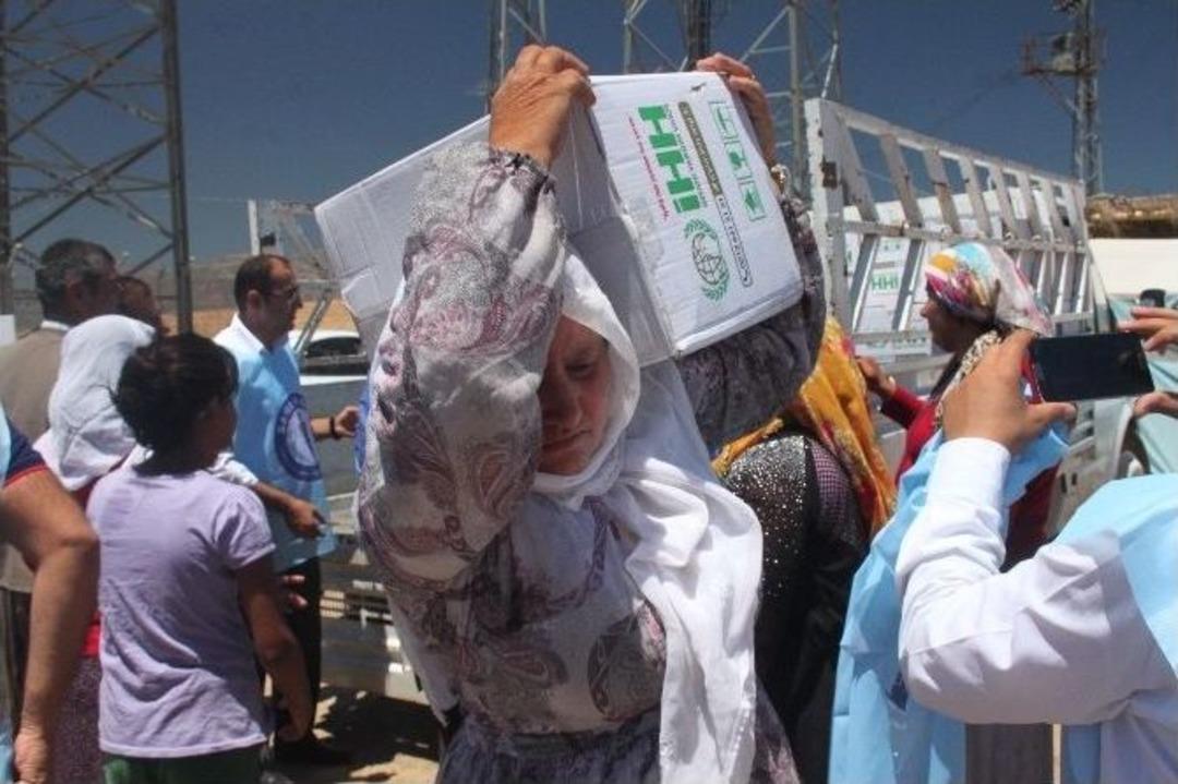 Şırnak&rsquo;ta Ter&ouml;r Mağduru Bin Aileye Gıda Yardımı