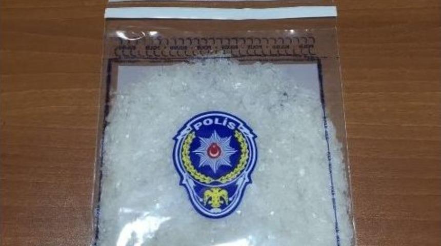 Cips Paketinden 70 Bin Liralık Uyuşturucu &Ccedil;ıktı