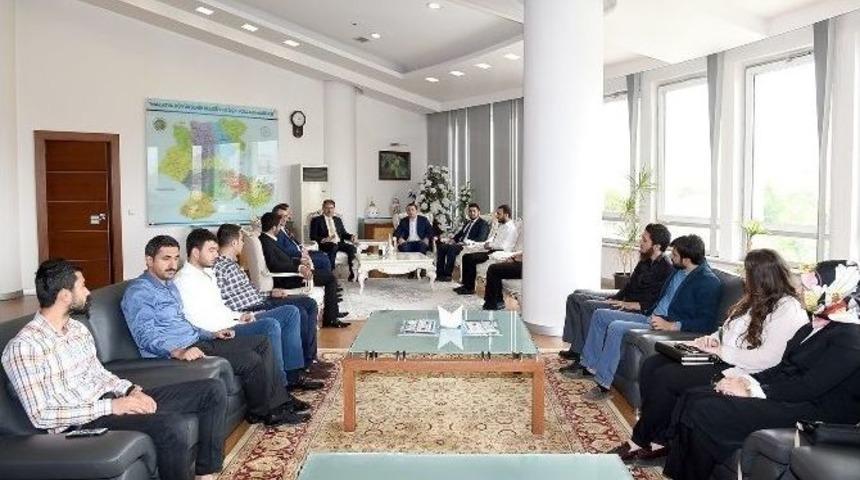 Ak Parti Gen&ccedil;lik Kolları Genel Başkanı Ecertaş&rsquo;tan Başkan &Ccedil;akır&rsquo;a Ziyaret