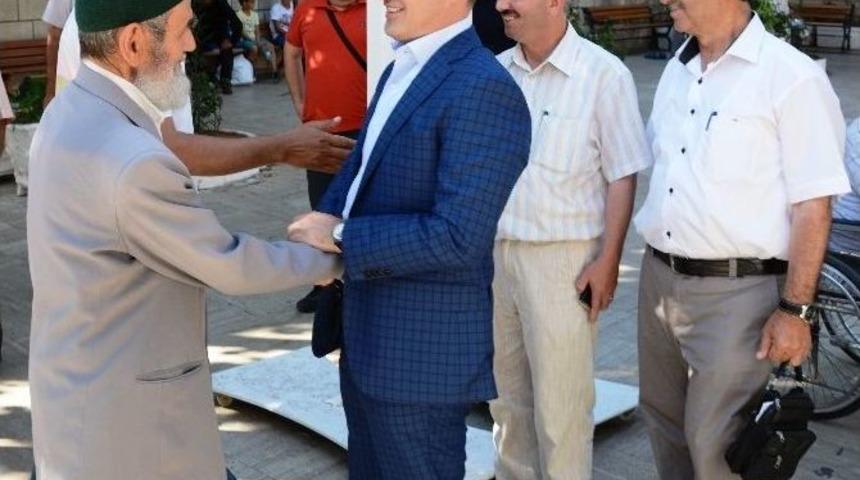 Turan, &Ccedil;arşı Esnafını Ziyaret Etti