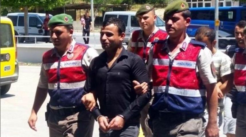 Manavgat&rsquo;ta Uyuşturucu Operasyonu: 6 G&ouml;zaltı