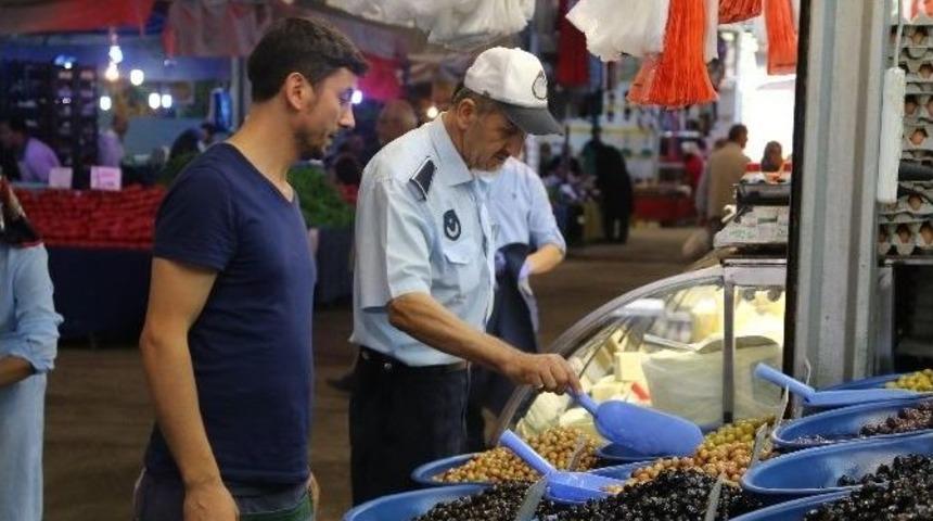 Zabıta M&uuml;d&uuml;rl&uuml;ğ&uuml;nden Ramazanda Pazaryerinde Sıkı Denetim