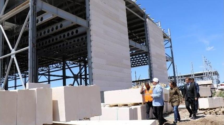 Başkan Sekmen B&uuml;y&uuml;kşehir&rsquo;in Yatırımlarını Denetliyor