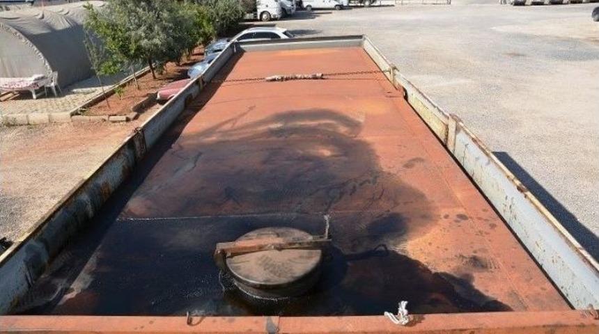 Şanlıurfa&rsquo;da 22 Bin Litre Ka&ccedil;ak Ham Petrol Ele Ge&ccedil;irildi