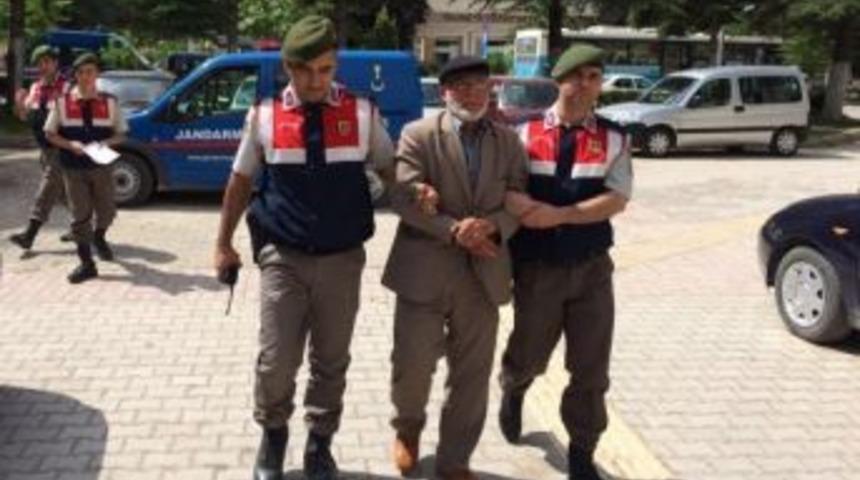 11 Yıl Ka&ccedil;tı, Mağarada Yakalandı