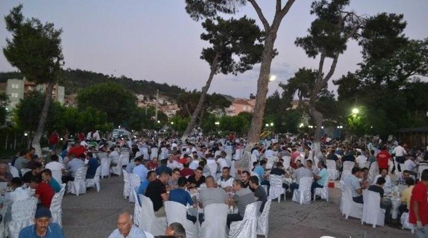 Bigadiç İftarda Buluştu