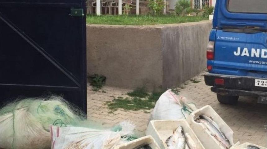 Kaçak Avlanan Balıkçılara 4 Bin 500 Lira Ceza