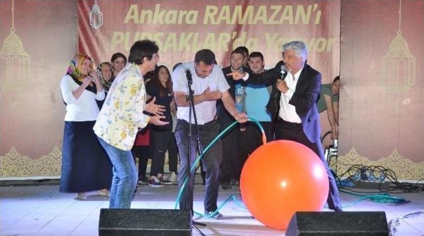 Uygur Kardeşler Ramazan Etkinliklerinde Sahne Aldı