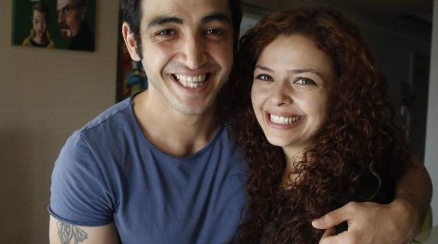 Bu Şakalar Yuva Yıkar