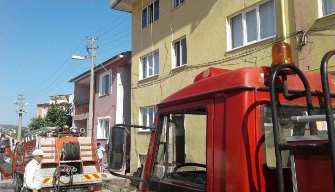 S&ouml;ğ&uuml;t&rsquo;te Ev Yangını