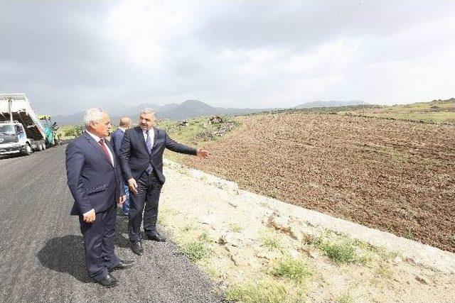 Başkan Çelik İncesu’daki Yol Çalışmalarını İnceledi