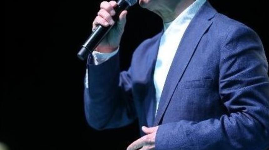 Ramazan Sokağı&rsquo;ndan İlahiler Y&uuml;kseldi