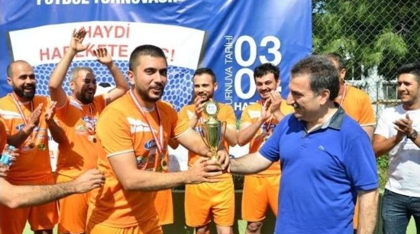 11 İlden Eczacılar Halı Sahada Buluştu