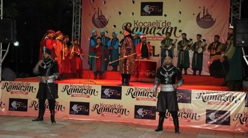 Ramazan Gecesinde Mehteran Coşkusu