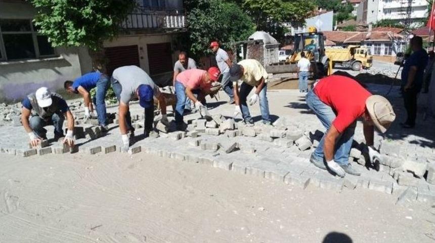 Umurbey Mahallesi&rsquo;ne Parke Yol Yapımı