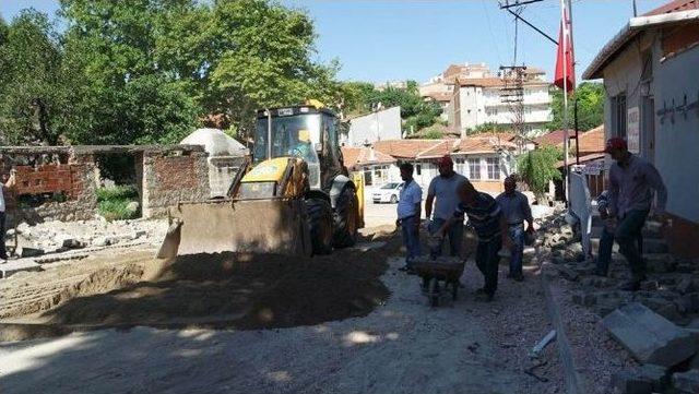 Umurbey Mahallesi’ne Parke Yol Yapımı