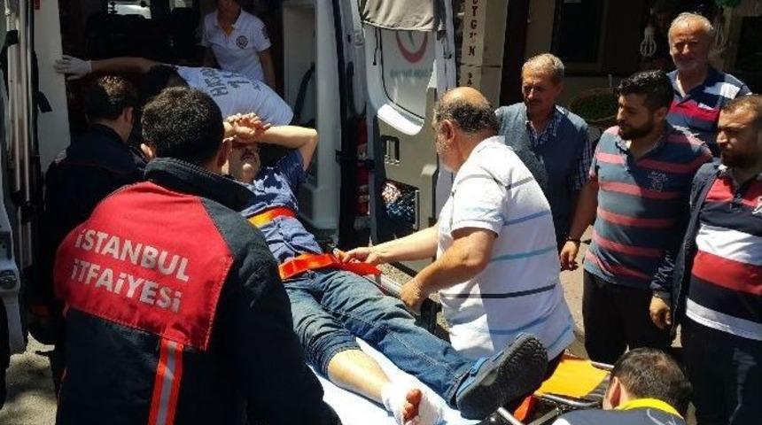 Y&uuml;k İndirdiği Asans&ouml;re Ayağını Kaptırdı