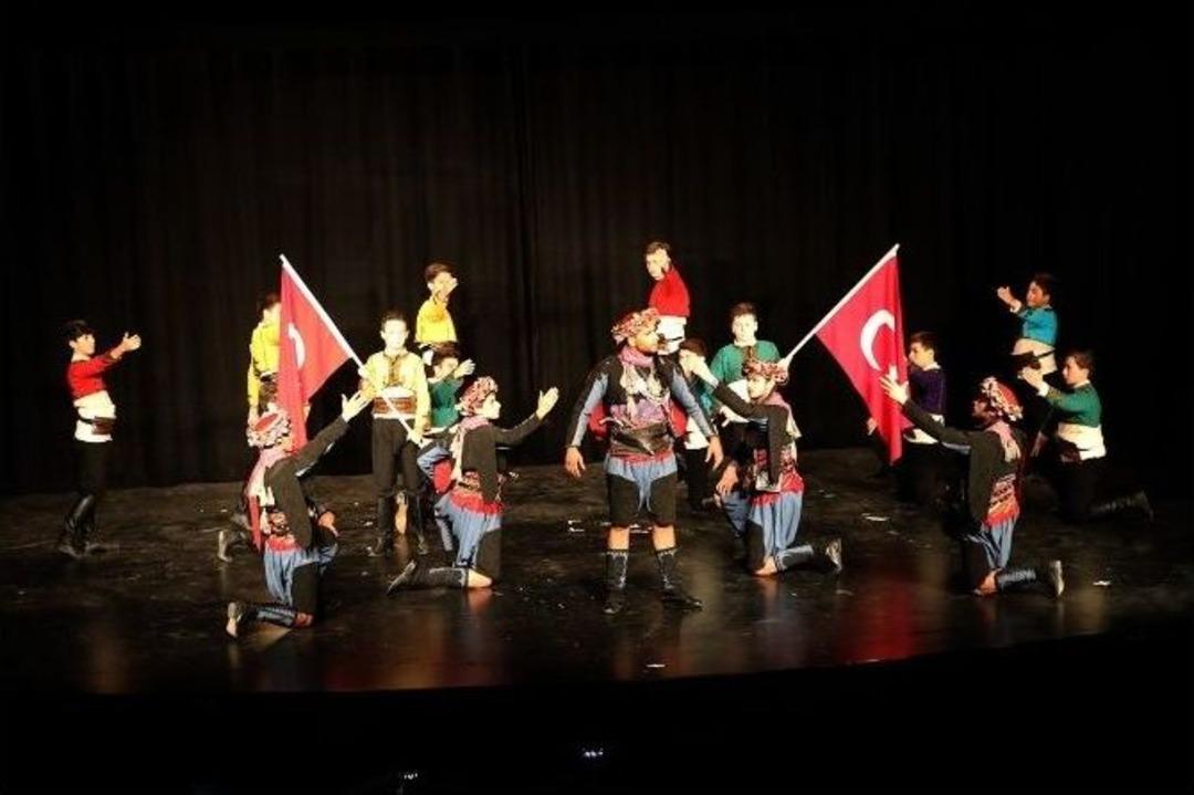 B&uuml;y&uuml;kşehir Konservatuvarından Yılsonu Gecesi