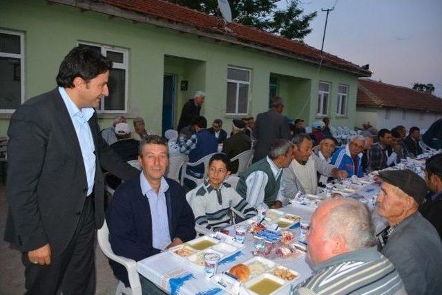 Seyitgazi Belediyesi Yenikent’te İftar Verdi