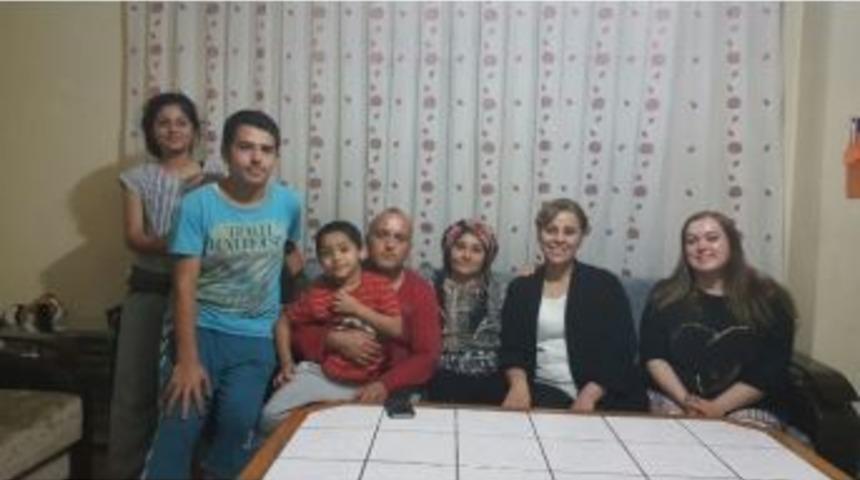 Ak Parti Kadın Kolları&rsquo;ndan &Ccedil;at Kapı İftarlar