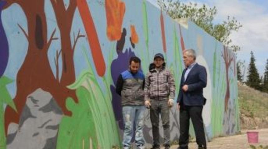 Dinar&rsquo;da Graffiti Resim &Ccedil;alışması Yapımına Başladı