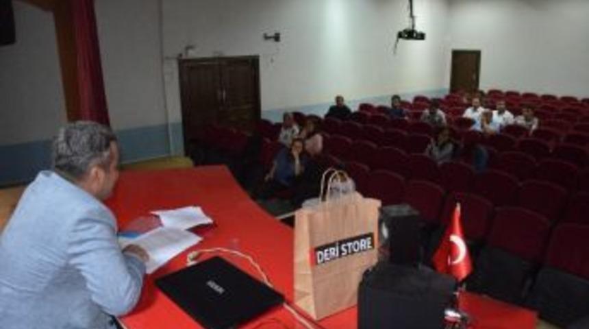 S&uuml;r&uuml;c&uuml; Eğitici Adaylarına Seminer