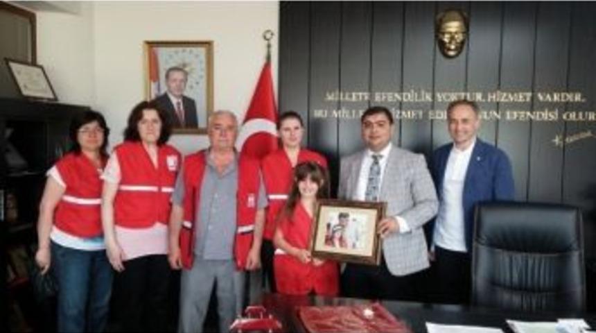 Kızılay Ergene Şubesi&rsquo;nden Ergene Kaymakamına Ziyaret