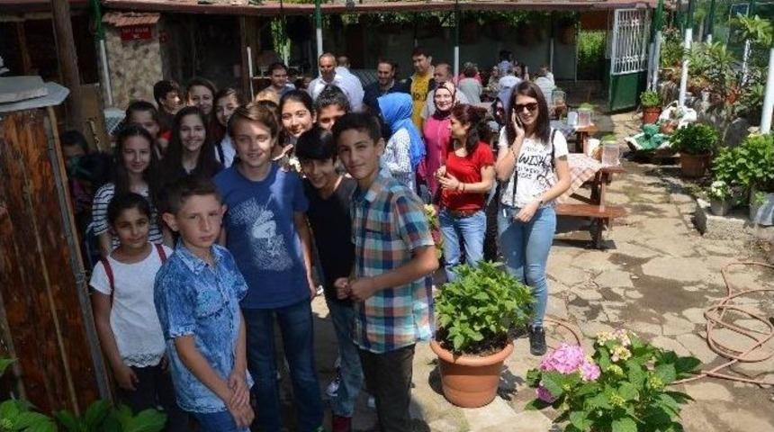 Bayırköy’de Başarılı Öğrenciler İçin Bursa Gezi Turu Düzenlendi