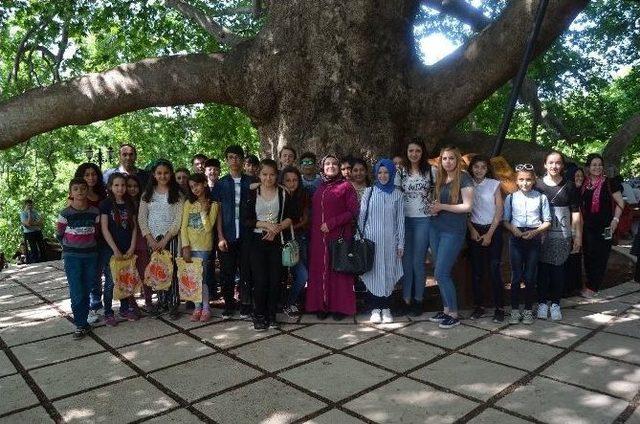 Bayırköy’de Başarılı Öğrenciler İçin Bursa Gezi Turu Düzenlendi