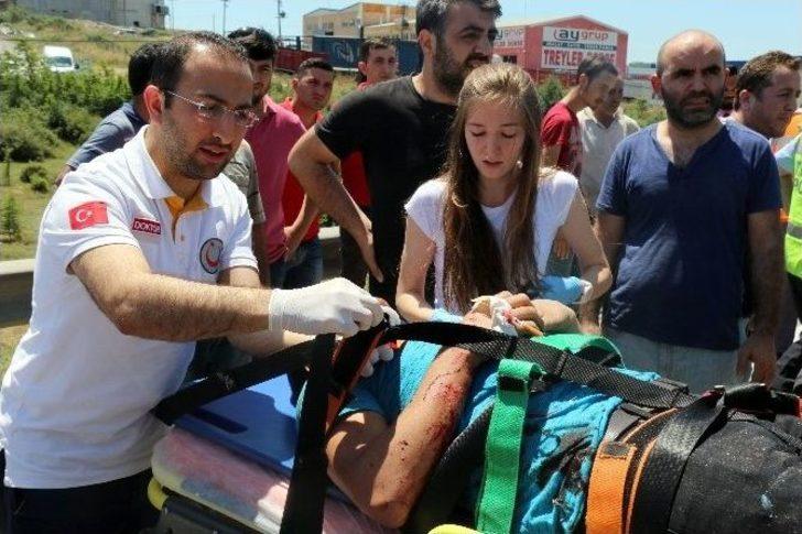 Tem’de Feci Kaza: 4 Yaralı G3