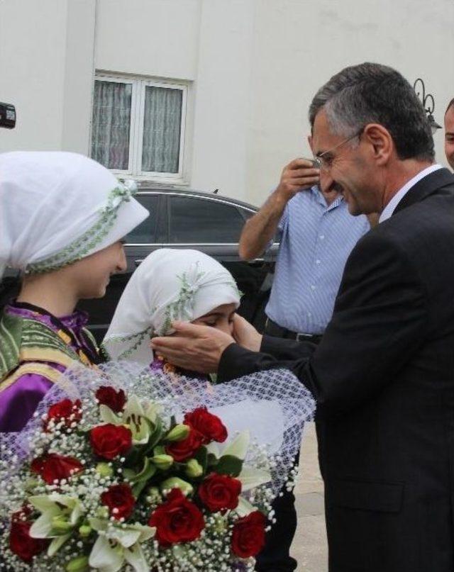 Yeni Rize Valisi Erdoğan Bektaş Görevine Başladı