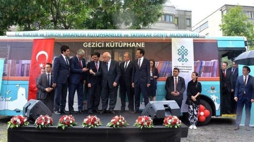 Mardin&rsquo;e Gezici K&uuml;t&uuml;phane Otob&uuml;s&uuml;