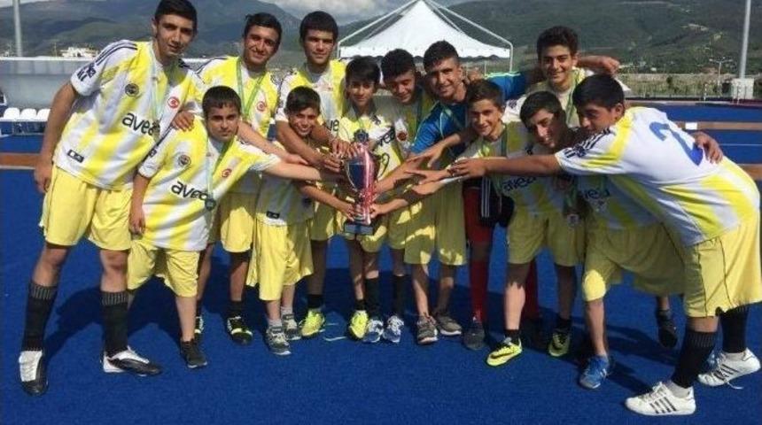 Hokey Milli Takımına Malatya&rsquo;dan &Uuml;&ccedil; Sporcu