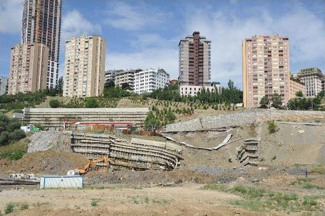 Başkent’te Yol Çökerten Firmaya Ağır Para Cezası