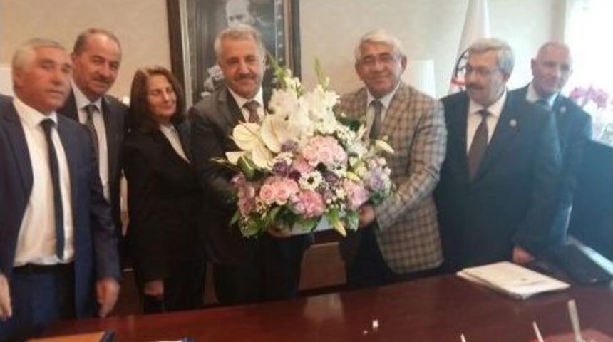 Başkan Kara&ccedil;anta&rsquo;dan Bakan Arslan&rsquo;a Hayırlı Olsun Ziyareti