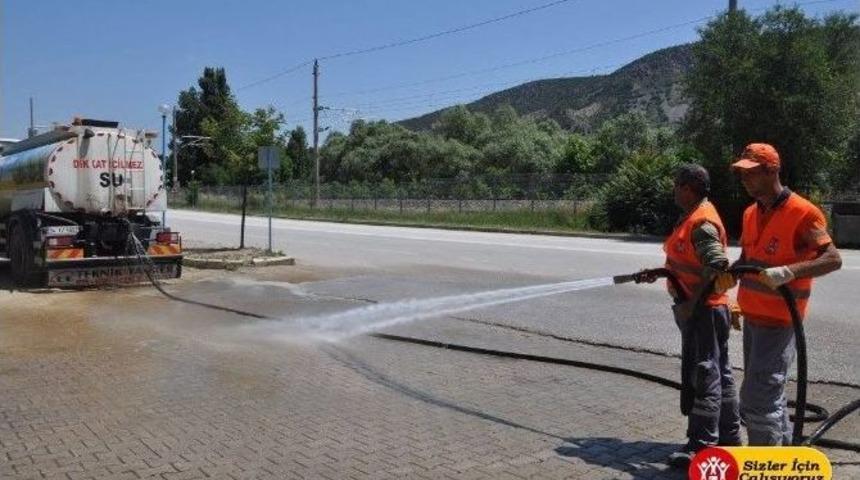 Bilecik Belediyesi&rsquo;nden Dalakdere&rsquo;de Kapsamlı Temizlik &Ccedil;alışması