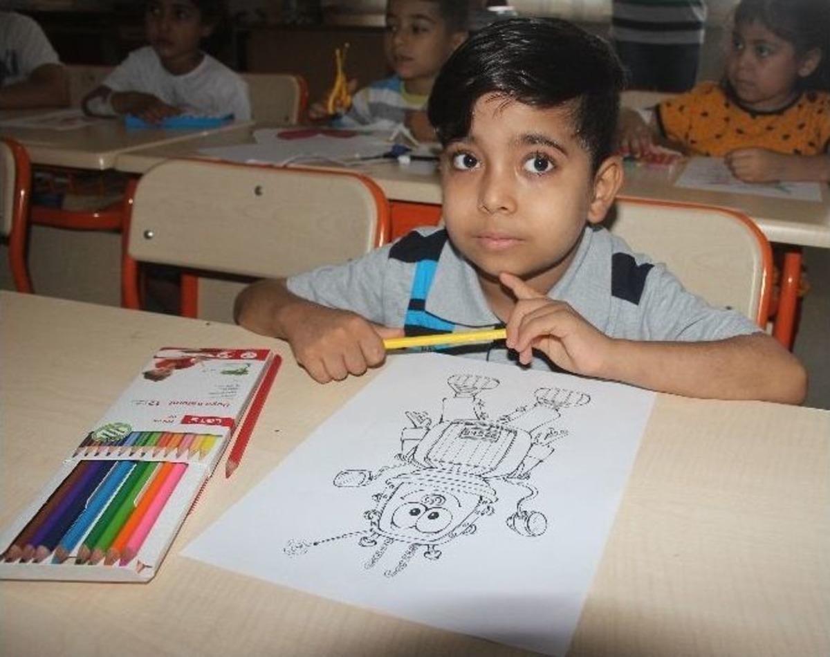 (&ouml;zel Haber) Hastane Sınıfında Okula Başladı Hasta Yatağında Karnesini Aldı