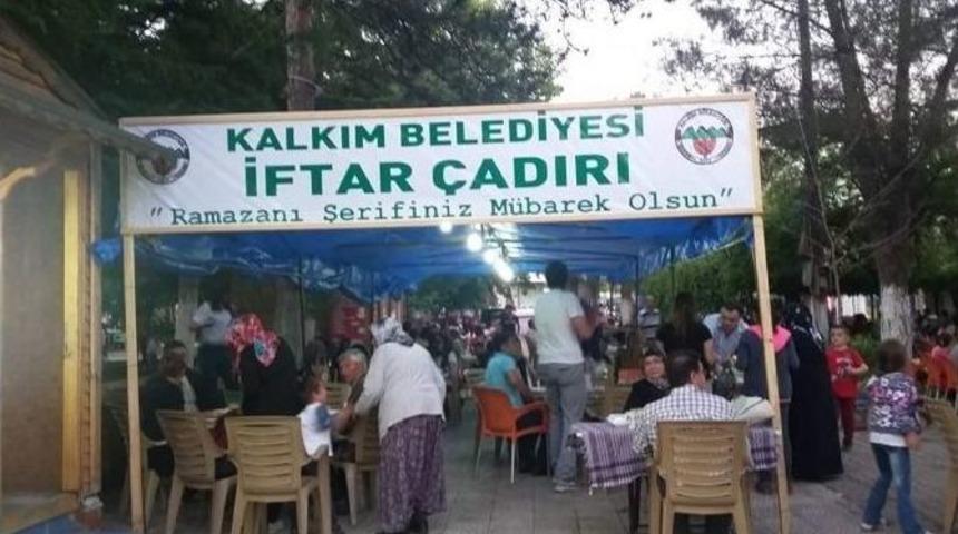 Kalkım Beldesinde Toplu İftar Geleneği S&uuml;rd&uuml;r&uuml;l&uuml;yor