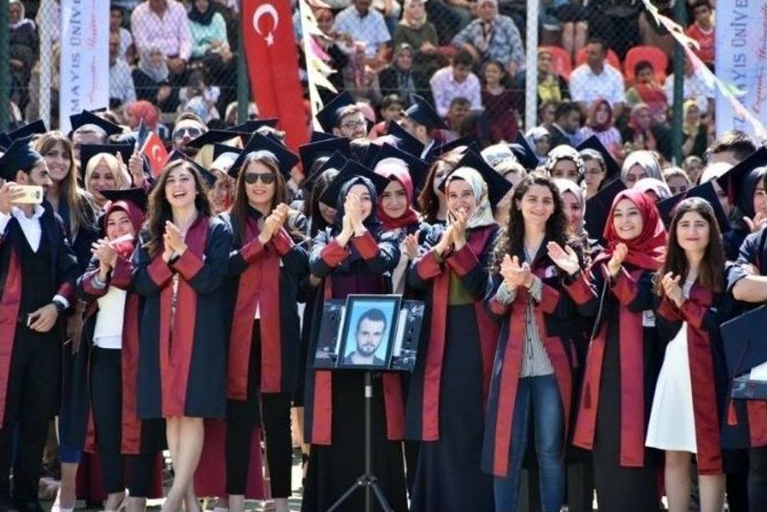 Eğitimin Yeni Neferleri Mezun Oldu