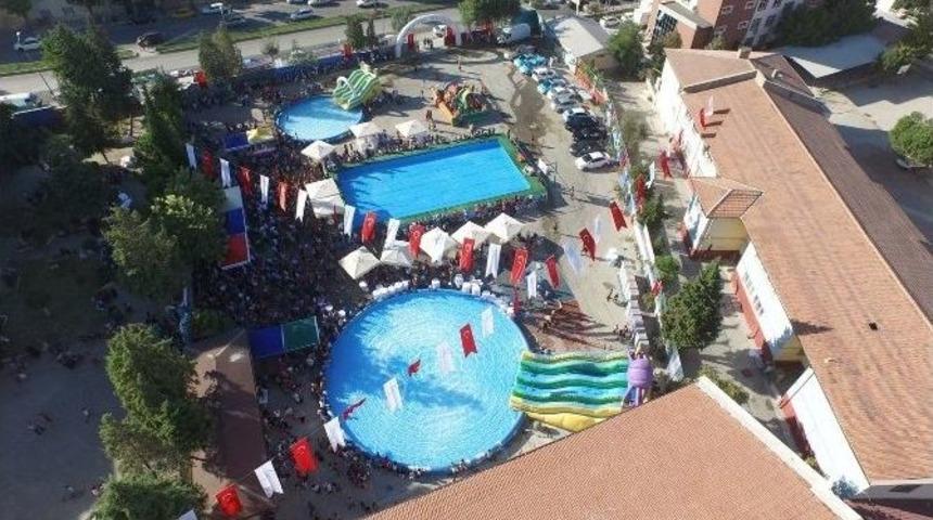 Merkezefendi&rsquo;nin Havuzlarına Yoğun İlgi