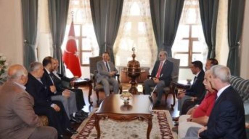 Vali &Ccedil;ataklı Şehit Ailelerini Ve Gazileri Kabul Etti